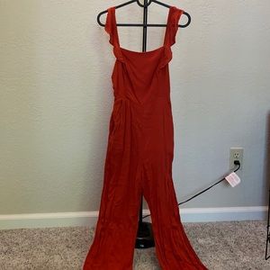 ASTR burnt orange jumpsuit size XS